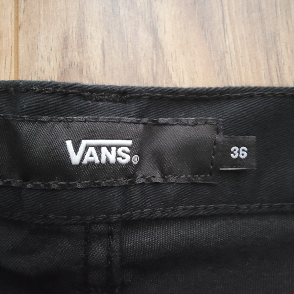 Vans Men's Black Shorts Size 36 - Picture 5 of 8